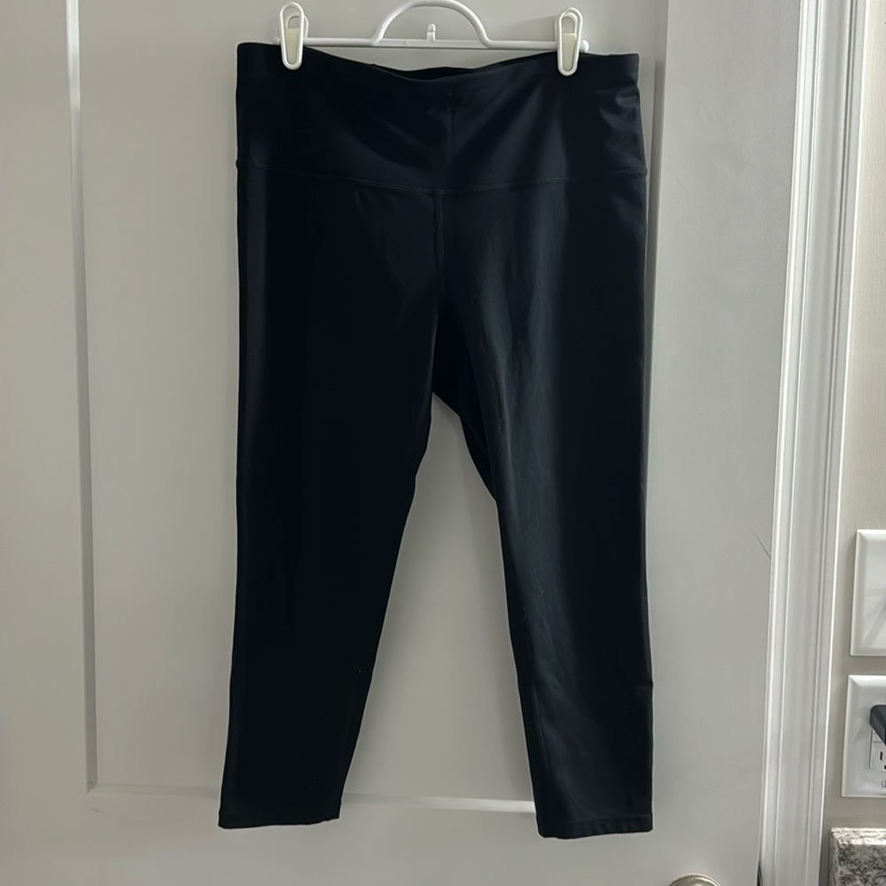 Gap Blackout Crop Leggings 21”